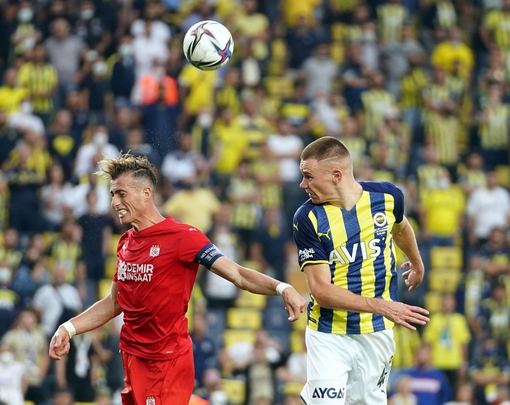 Fenerbahçe Sivasspor la berabere kaldı