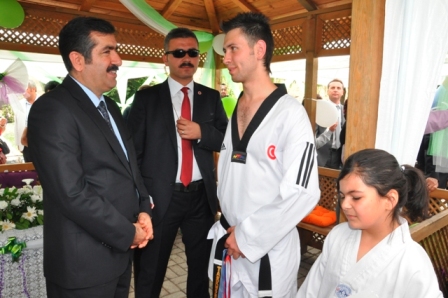 Aydın Nezih Doğan’la 4 yıl 8