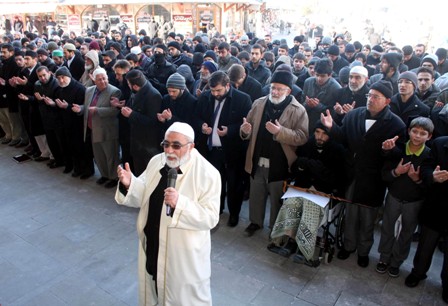 Konya’da, Abdülkadir Molla’nın idamı protesto edildi 5
