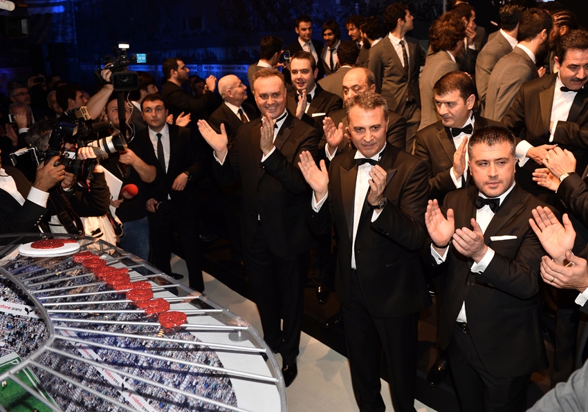 İŞTE BEŞİKTAŞ'IN YENİ STADI VODAFONE ARENA 9