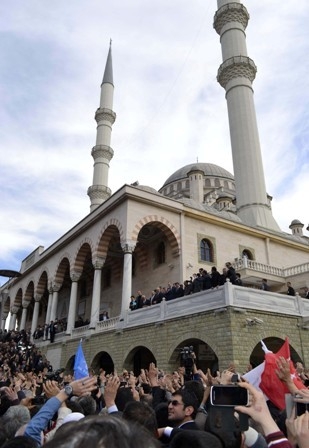 Başbakan'a Konya'da sevgi seli 17