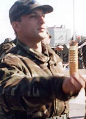 Kuşum Aydının şaşırtan askerlik fotoğrafı 39