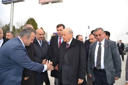 MHP lideri Bahçeli Konya'ya uğradı 8