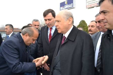 MHP lideri Bahçeli Konya'ya uğradı 9