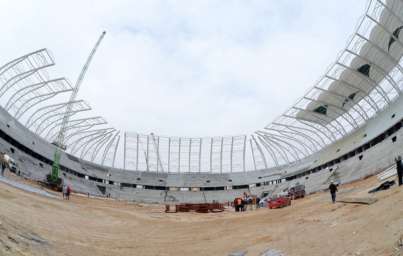 KONYASPORLU FUTBOLCULAR YENİ KONYA STADI'NI GEZDİ