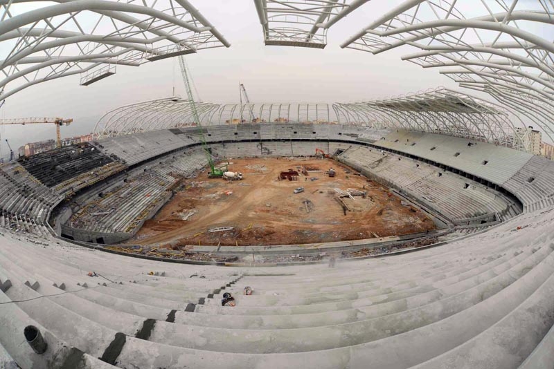 KONYASPORLU FUTBOLCULAR YENİ KONYA STADI'NI GEZDİ
