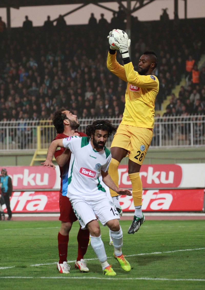 TORKU KONYASPOR:0 - TRABZONSPOR:0 33