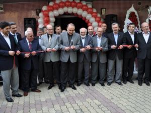 Konya'da Yeni Akit'in bürosu açıldı