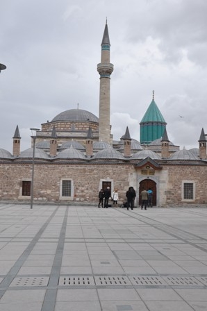 Mevlana Müzesi'nde 89 yıl sonra ilk namaz 6