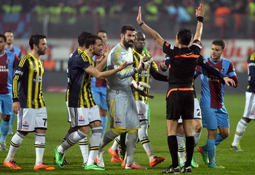 TRABZONSPOR  - FENERBAHÇE MAÇI OLAYLI BİTTİ 18