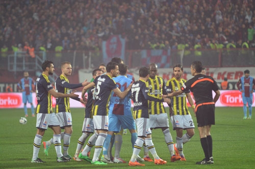 TRABZONSPOR  - FENERBAHÇE MAÇI OLAYLI BİTTİ 68