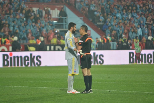 TRABZONSPOR  - FENERBAHÇE MAÇI OLAYLI BİTTİ 70