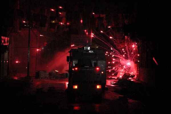 GEZİCİLER GERİ DÖNDÜ! YAKTILAR.. YIKTILAR... 133
