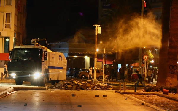 GEZİCİLER GERİ DÖNDÜ! YAKTILAR.. YIKTILAR... 136