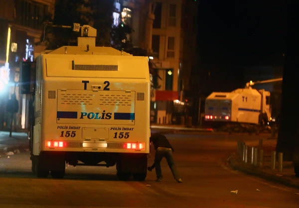 GEZİCİLER GERİ DÖNDÜ! YAKTILAR.. YIKTILAR... 137