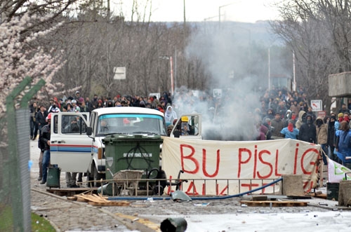 GEZİCİLER GERİ DÖNDÜ! YAKTILAR.. YIKTILAR... 22