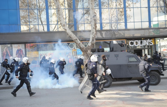 GEZİCİLER GERİ DÖNDÜ! YAKTILAR.. YIKTILAR... 54