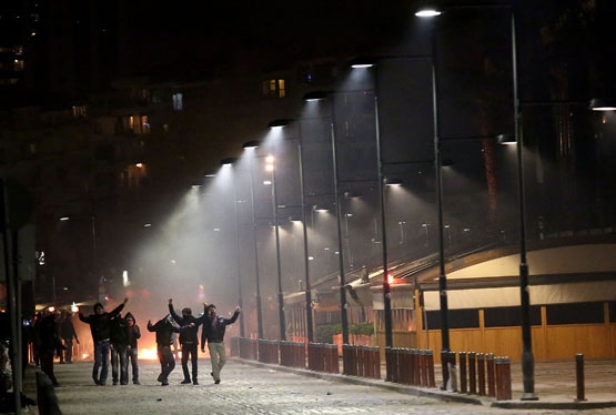 GEZİCİLER GERİ DÖNDÜ! YAKTILAR.. YIKTILAR... 69