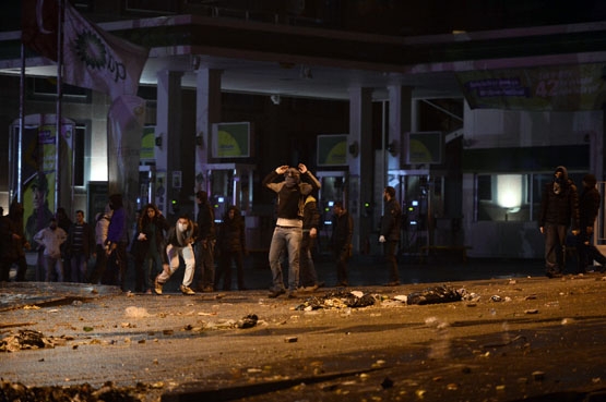GEZİCİLER GERİ DÖNDÜ! YAKTILAR.. YIKTILAR... 78