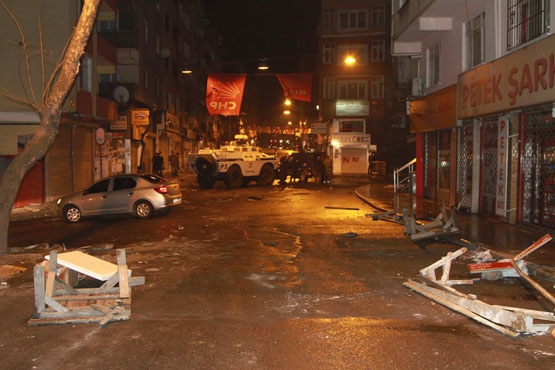 GEZİCİLER GERİ DÖNDÜ! YAKTILAR.. YIKTILAR... 88