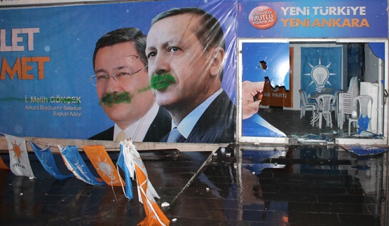 GEZİCİLER GERİ DÖNDÜ! YAKTILAR.. YIKTILAR... 94