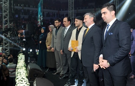 15 Bin Kişi Büyük Bir Coşkuyla Kutlu Doğum’u Kutladı 11