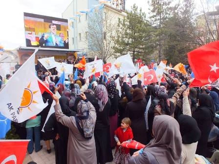 Davutoğlu Kulu'ya çıkarma yaptı 9