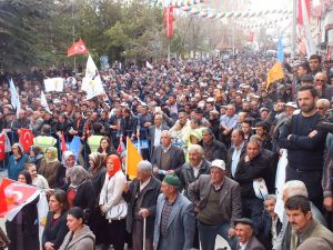 Davutoğlu Kulu'ya çıkarma yaptı