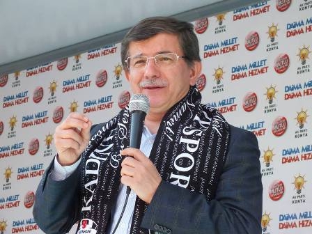 Davutoğlu Kadınhanı'nda coşkuyla karşılandı 7
