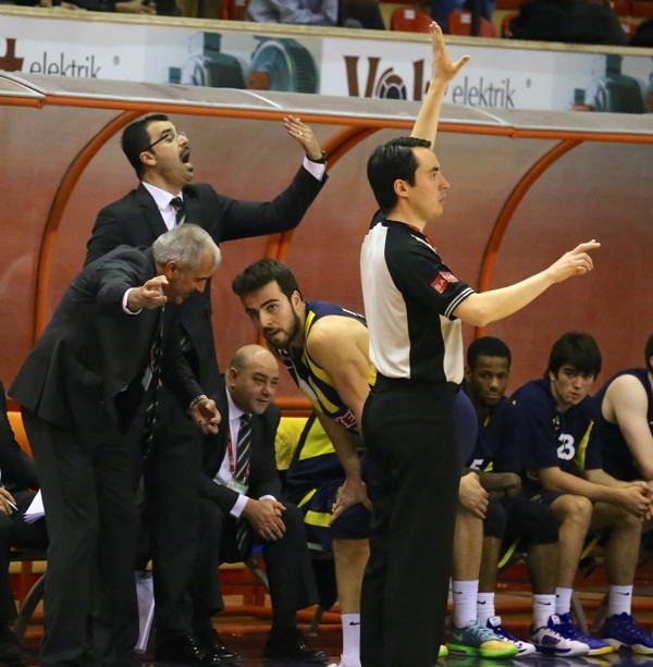 TORKU SELÇUK ÜNİVERSİTESİ: 55 - FENERBAHÇE ÜLKER: 80 5