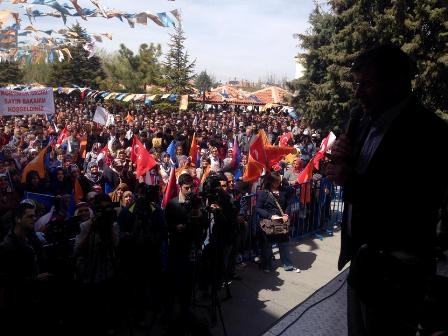 Davutoğlu Karapınar'da gövde gösterisi yaptı 16