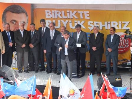 Davutoğlu Karapınar'da gövde gösterisi yaptı 18