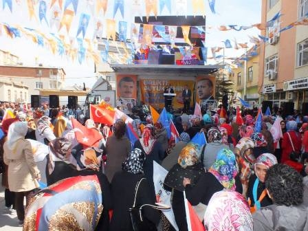 Davutoğlu Karapınar'da gövde gösterisi yaptı 9
