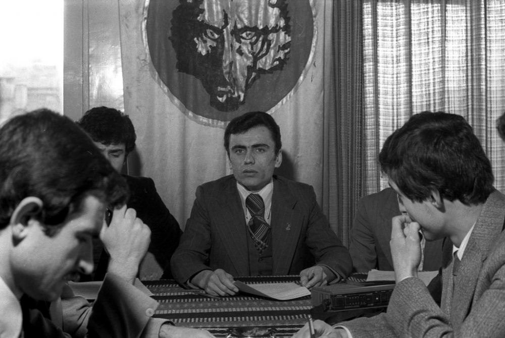 MUHSİN YAZICIOĞLU FOTOĞRAFLARI (ZAMAN TÜNELİNDE YOLCULUK)