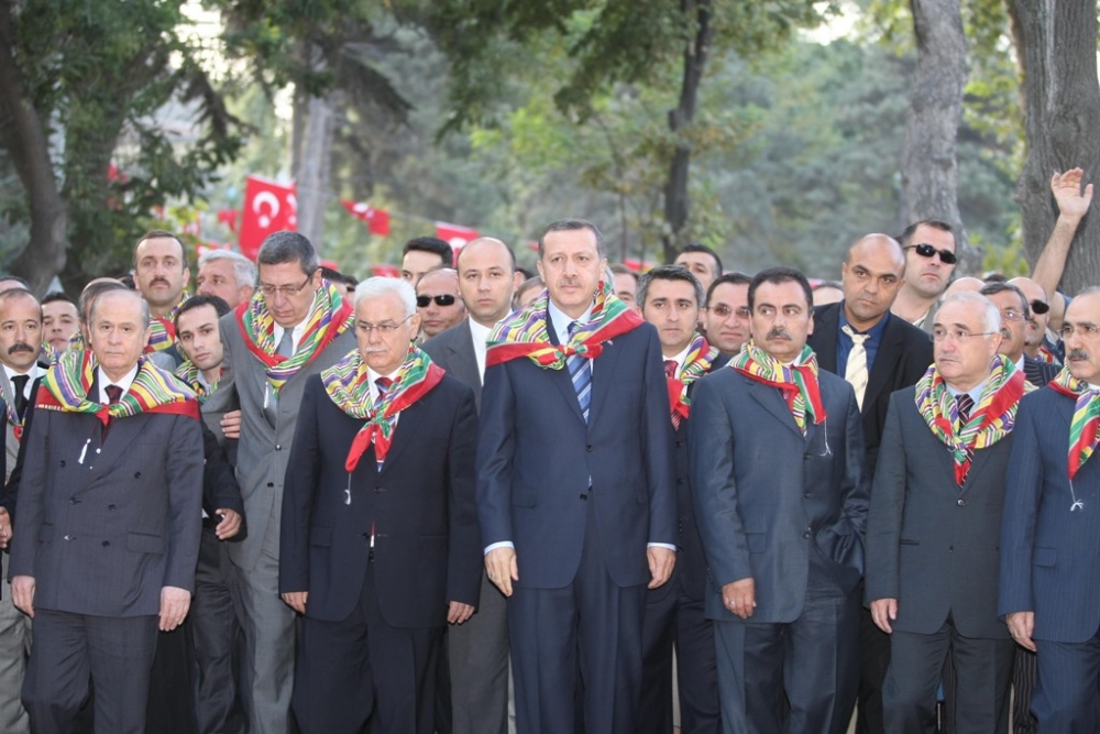 MUHSİN YAZICIOĞLU FOTOĞRAFLARI (ZAMAN TÜNELİNDE YOLCULUK) 30