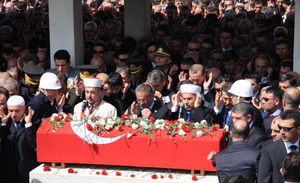 MUHSİN YAZICIOĞLU FOTOĞRAFLARI (ZAMAN TÜNELİNDE YOLCULUK) 39