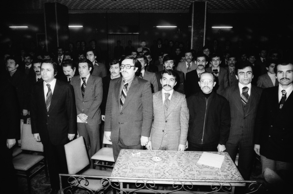 MUHSİN YAZICIOĞLU FOTOĞRAFLARI (ZAMAN TÜNELİNDE YOLCULUK)