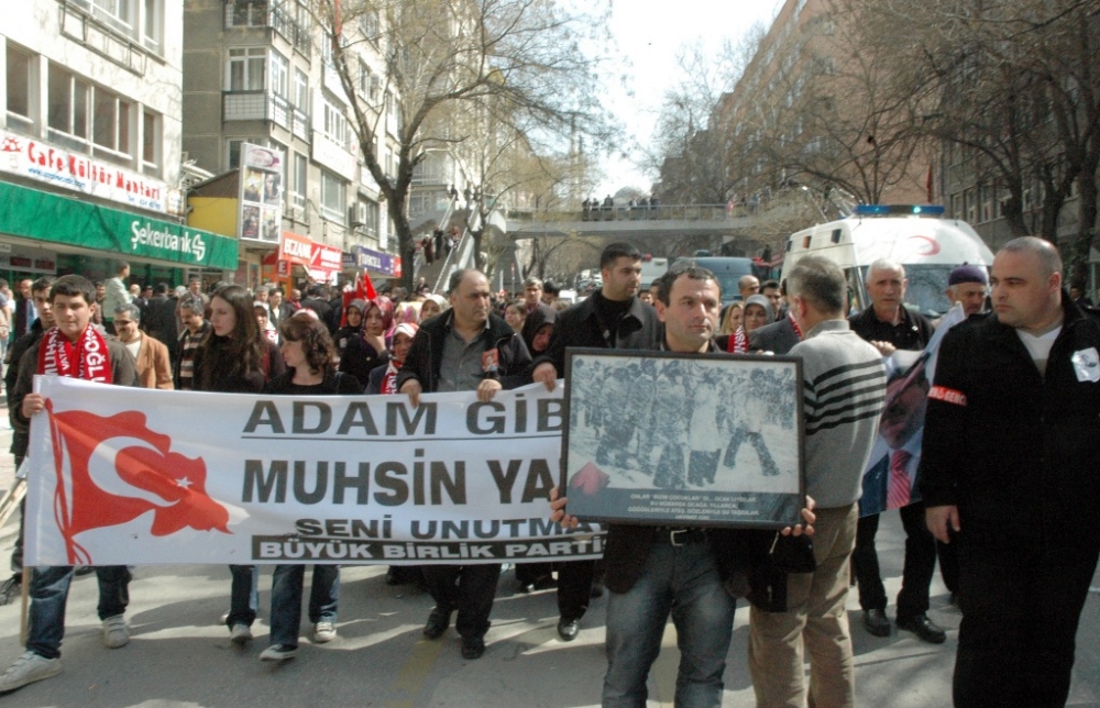 MUHSİN YAZICIOĞLU FOTOĞRAFLARI (ZAMAN TÜNELİNDE YOLCULUK) 42