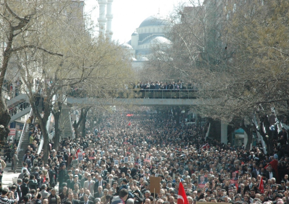 MUHSİN YAZICIOĞLU FOTOĞRAFLARI (ZAMAN TÜNELİNDE YOLCULUK) 48
