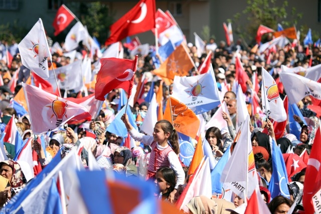 Seçim meydanları rengarenk 122