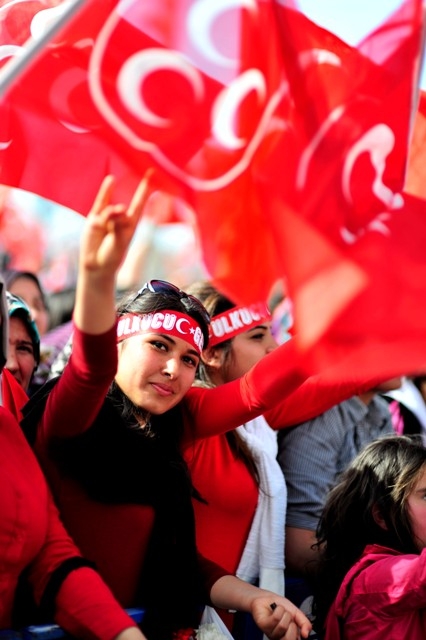 Seçim meydanları rengarenk 137