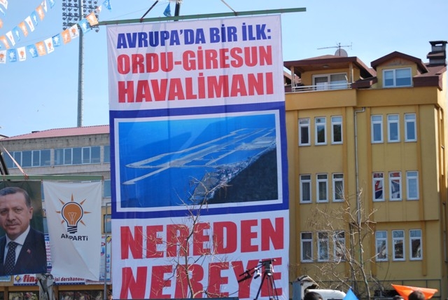 Seçim meydanları rengarenk 141