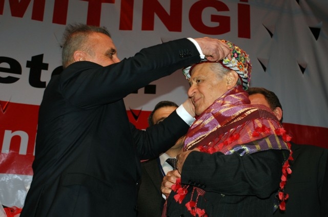 Seçim meydanları rengarenk 21