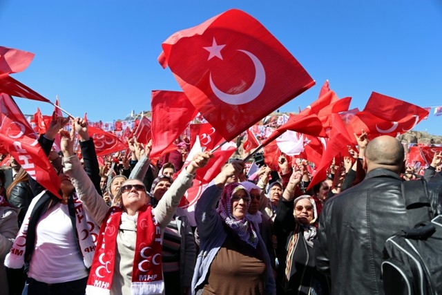 Seçim meydanları rengarenk 35
