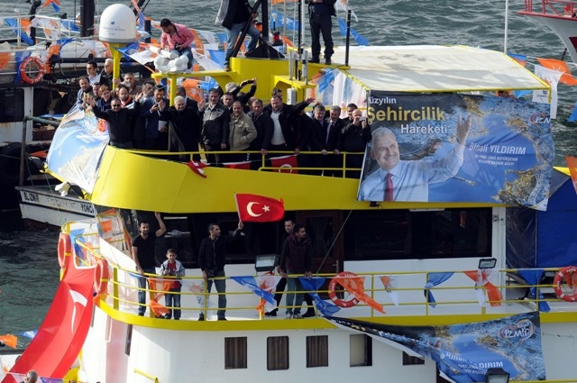 Seçim meydanları rengarenk 51