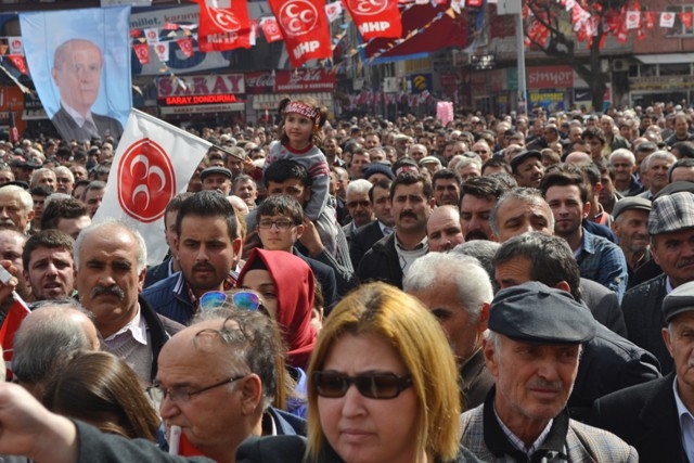 Seçim meydanları rengarenk 62