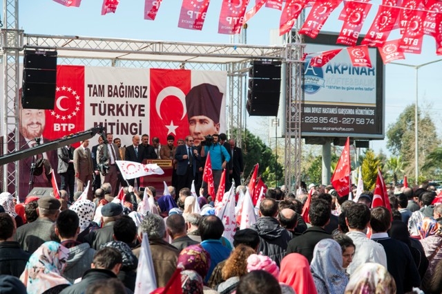 Seçim meydanları rengarenk 68