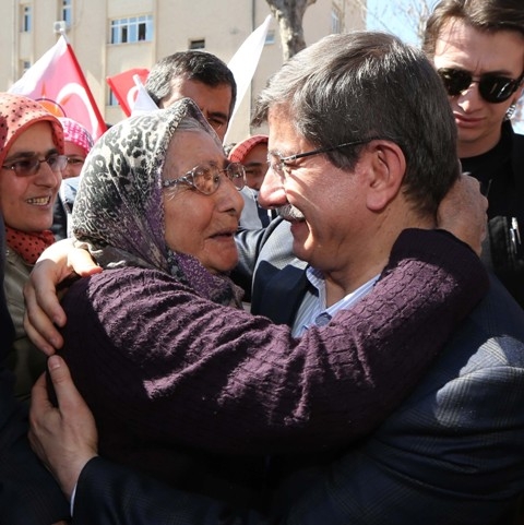 Seçim meydanları rengarenk 74