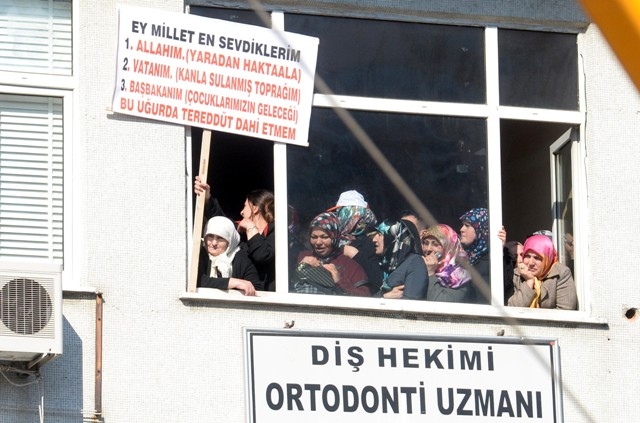 Seçim meydanları rengarenk 99