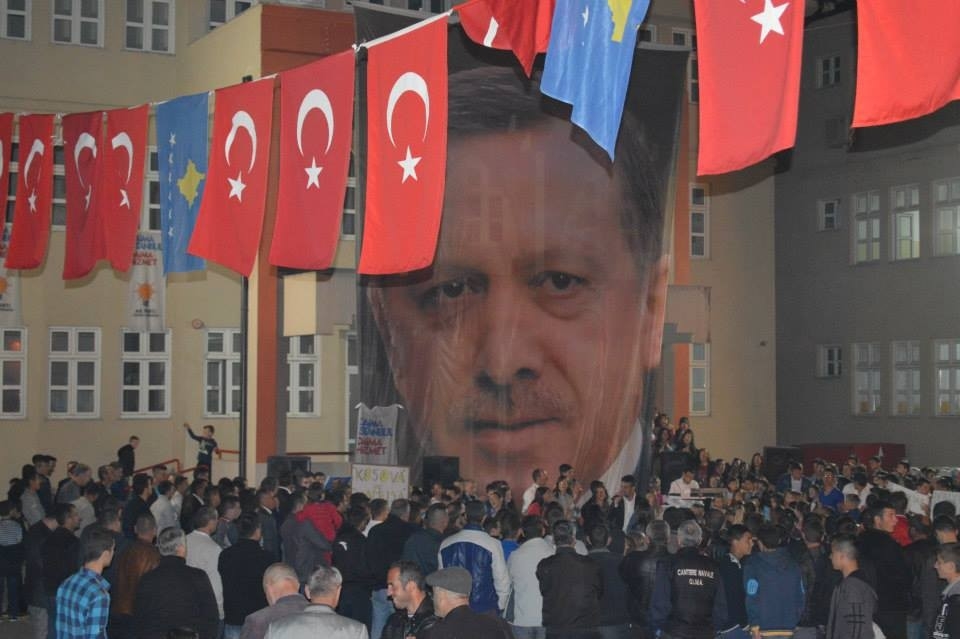 AK PARTİ'NİN SEÇİM ZAFERİ DÜNYADA BÖYLE KUTLANDI 37